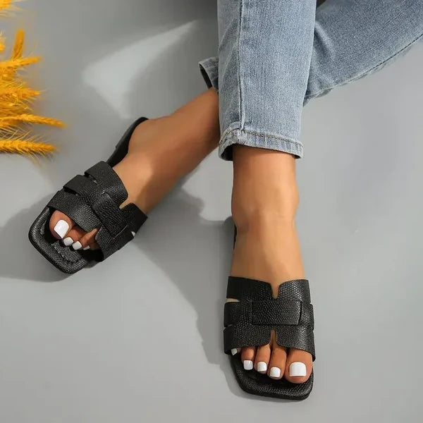 Women's Relaxed Chic Everyday Sandals | Comfortable & Stylish Summer Footwear