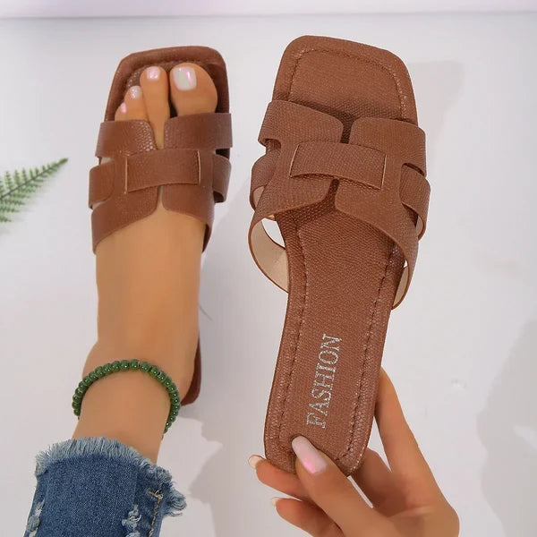Women's Relaxed Chic Everyday Sandals | Comfortable & Stylish Summer Footwear